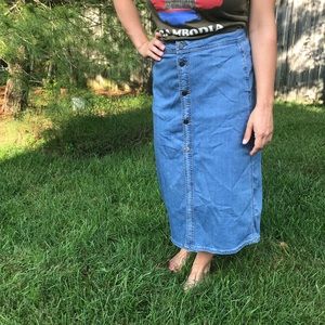 Denim skirt